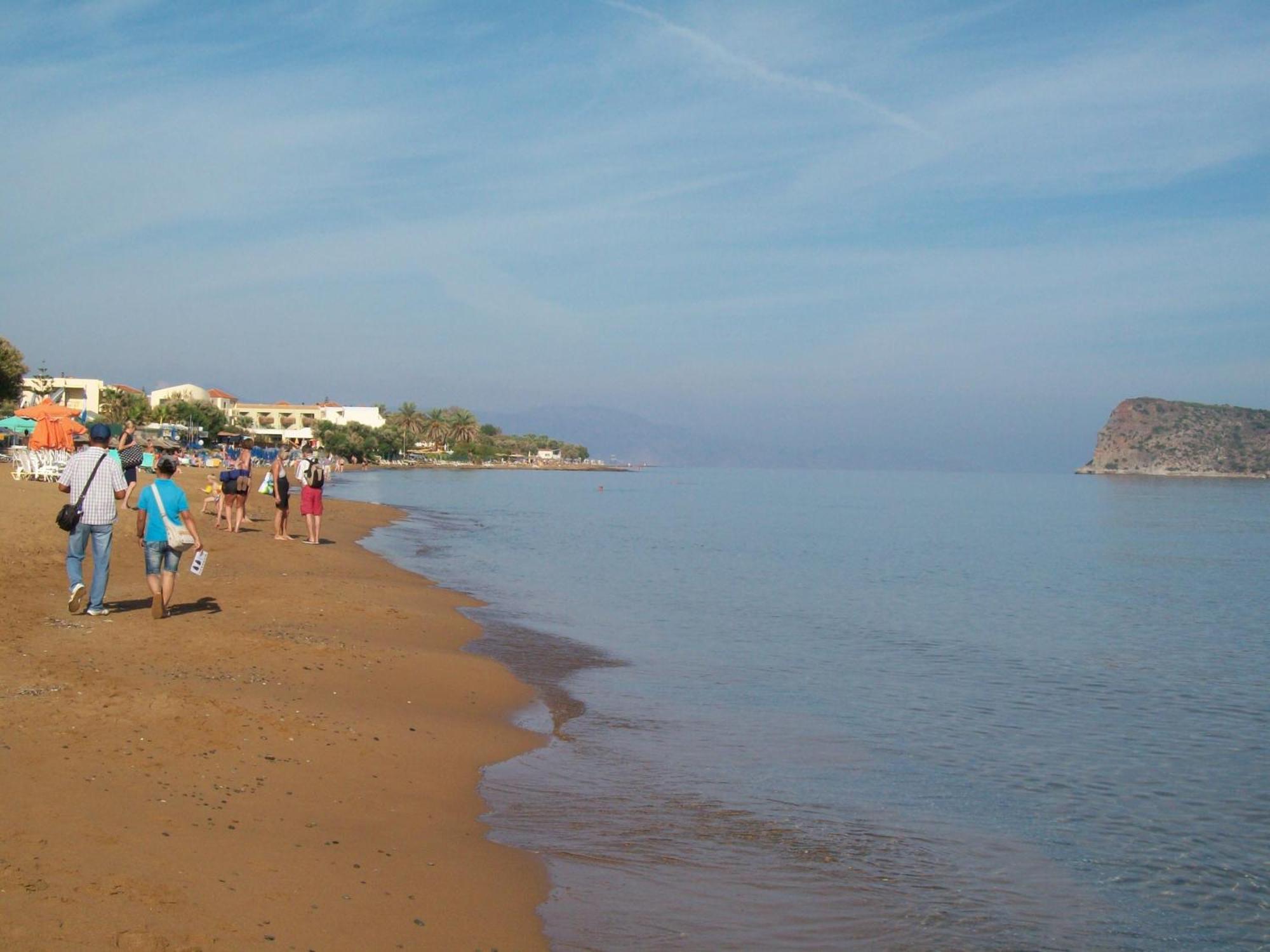Kato Stalos Beach Экстерьер фото
