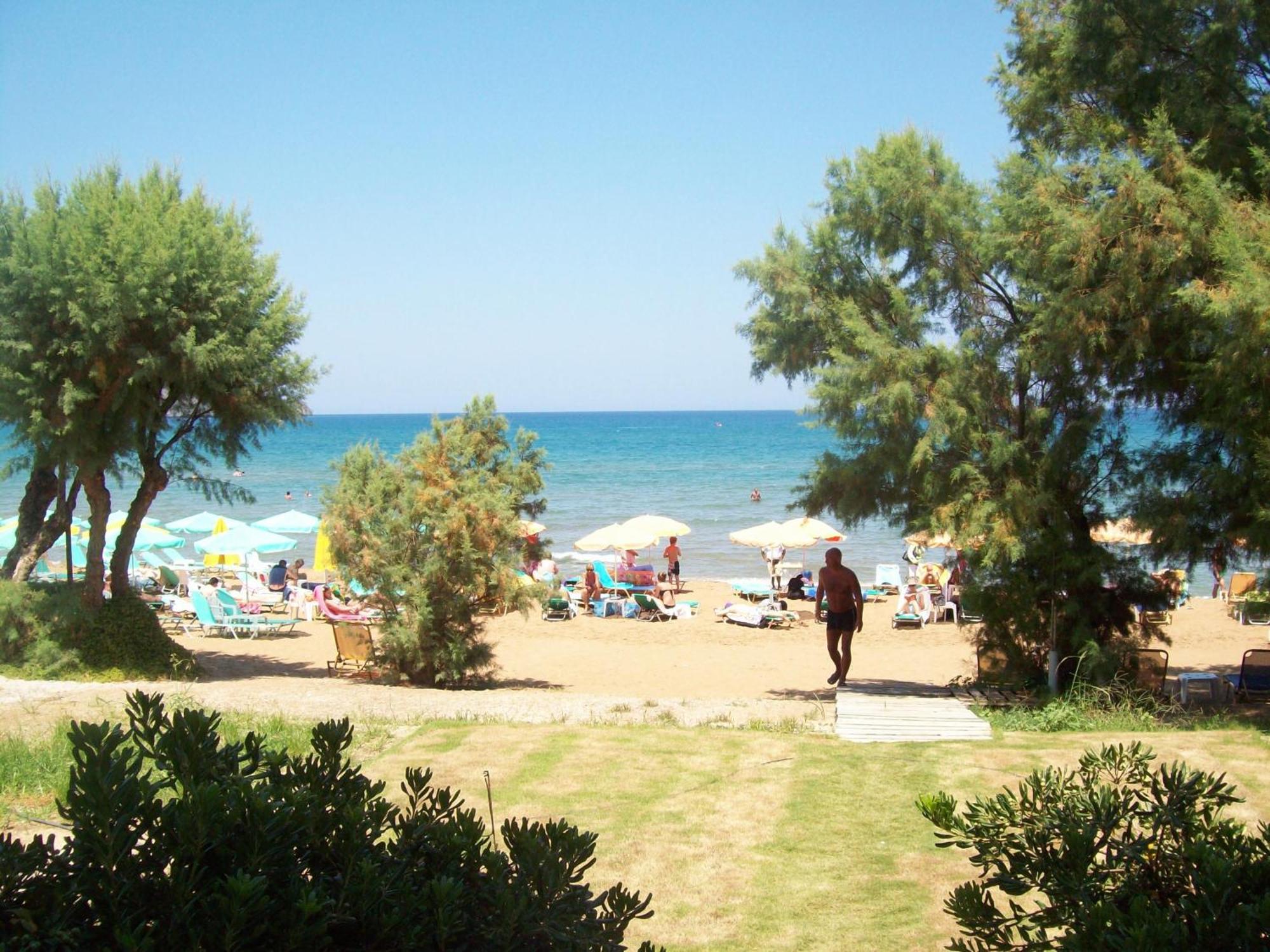 Kato Stalos Beach Экстерьер фото