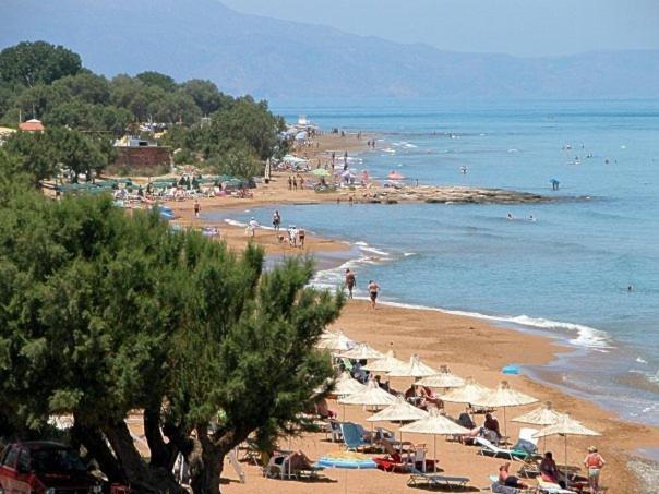 Kato Stalos Beach Экстерьер фото